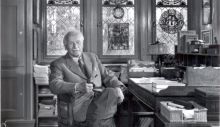 1724402373_carl-jung-in-his-study-room-768x446.jpg