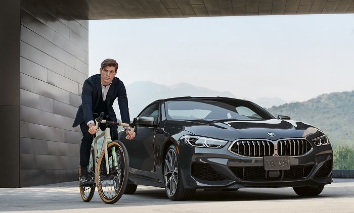 BMW-0.jpg