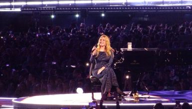 Adel prekinula koncert kako bi pustila finale sa Olimpijskih igara: Potez pevačice o kome se priča (VIDEO) 