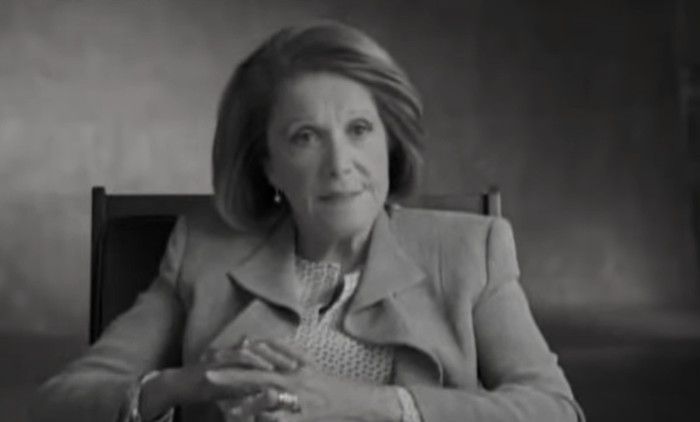 1735561313_Foto-Printscreen-YouTube-Linda-Lavin-Official.jpg