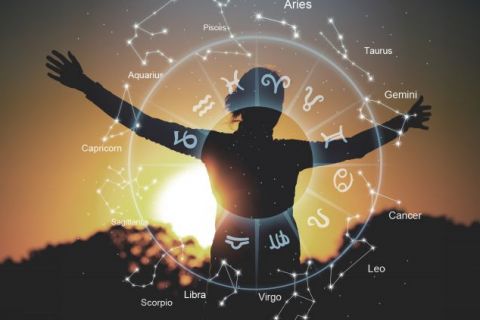 PRIVLAČE MOĆ, NOVAC I USPEH: Ovo su najsrećniji datumi za svaki horoskopski znak u 2024. godini